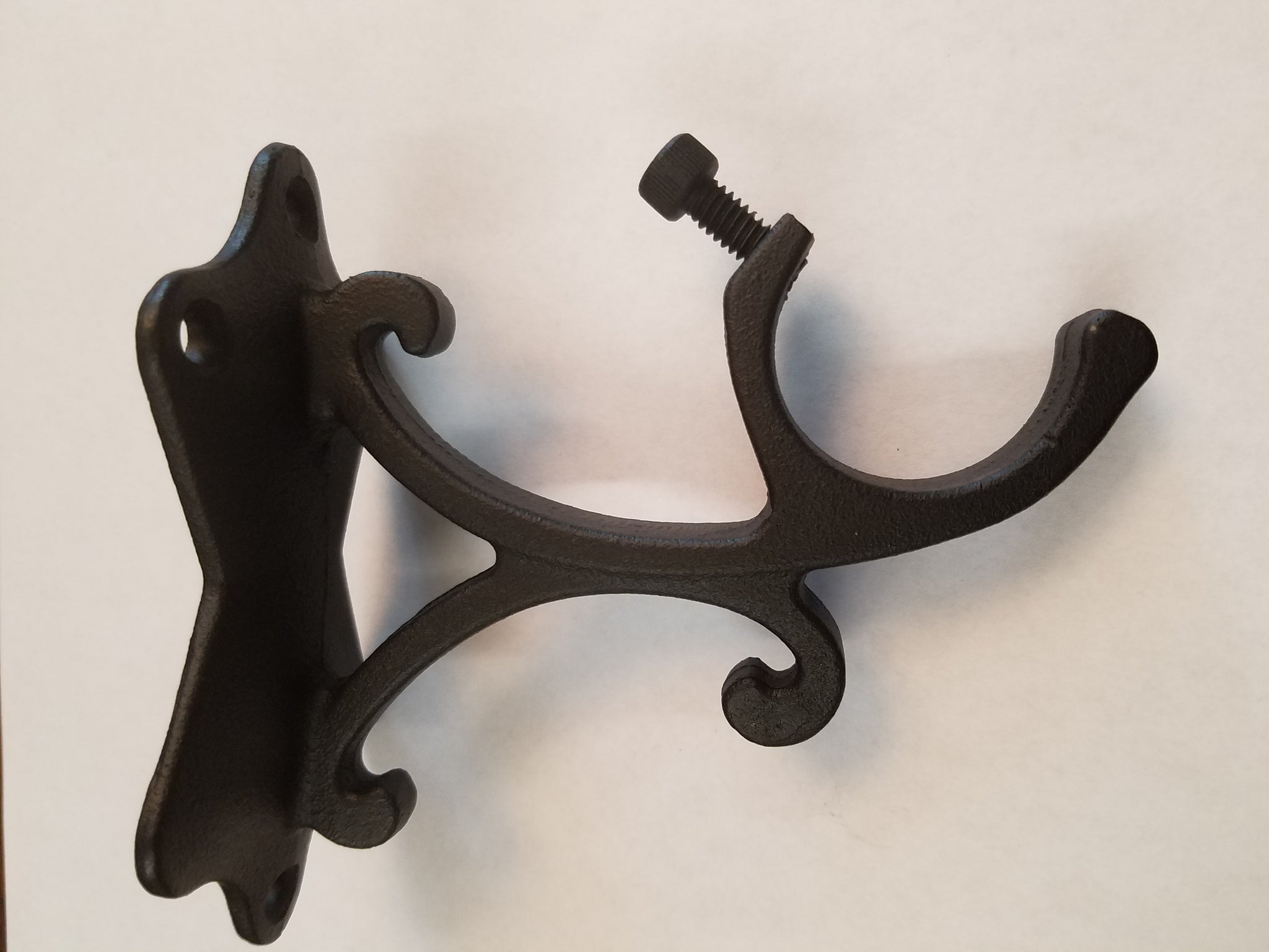 Decorative bracket for 1" and 1-1/4" iron rod, each.
